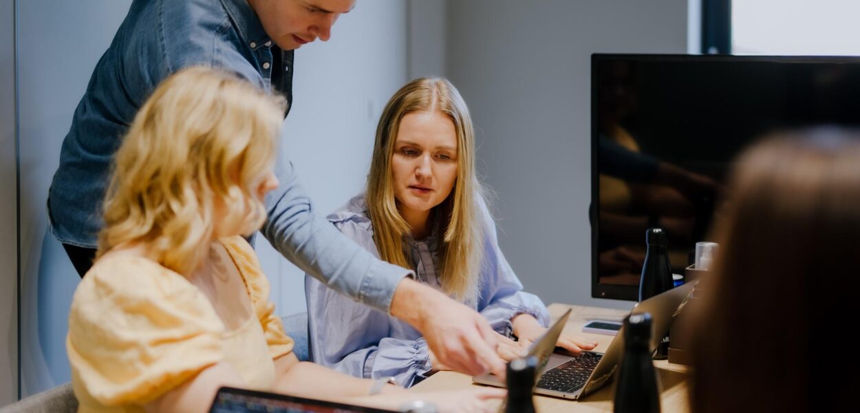 Tehokkuutta ja selkeyttä reskontran seurantaan – esittelyssä Tampuurin graafinen raporttipaketti