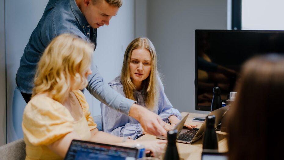 Tehokkuutta ja selkeyttä reskontran seurantaan – esittelyssä Tampuurin graafinen raporttipaketti
